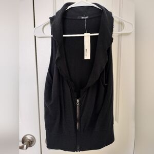 LAmade Black Sleeveless Sweater Vest